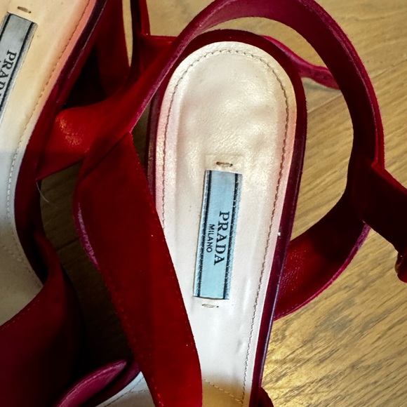 Red Prada Suede Ankle Straps Heels 39.5 Size
Used - Picture 8 of 8
